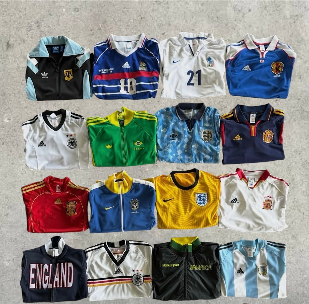 Trikots/Shirts