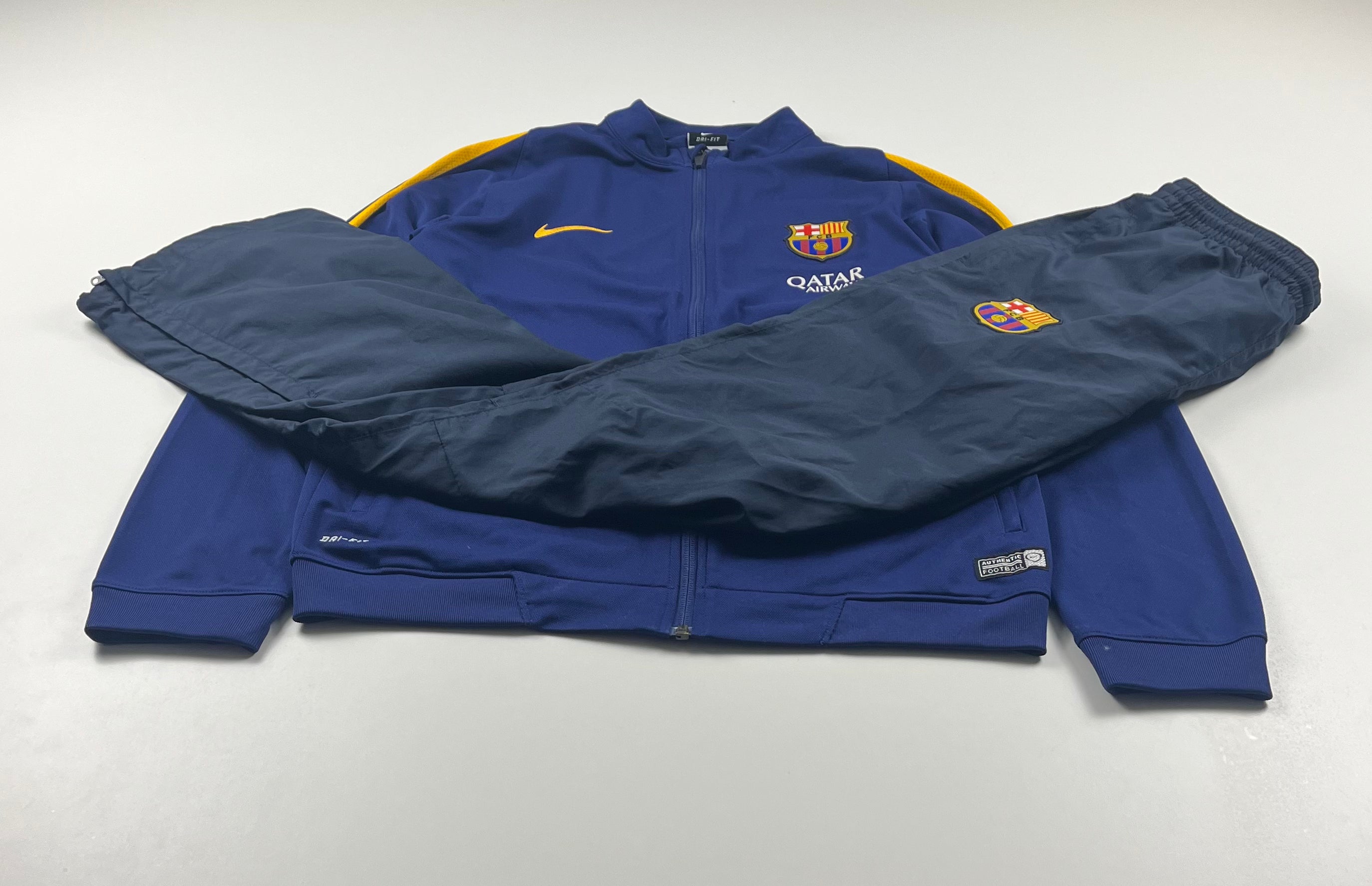 Vintage FC Barcelona Tracksuit (L)