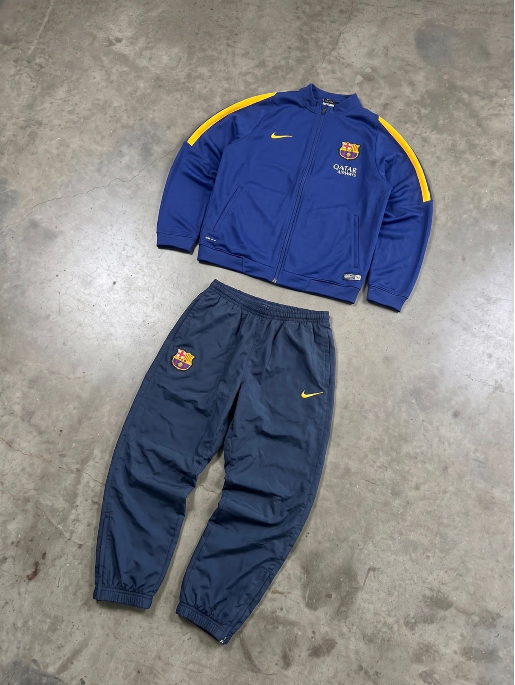 Vintage FC Barcelona Tracksuit (L)