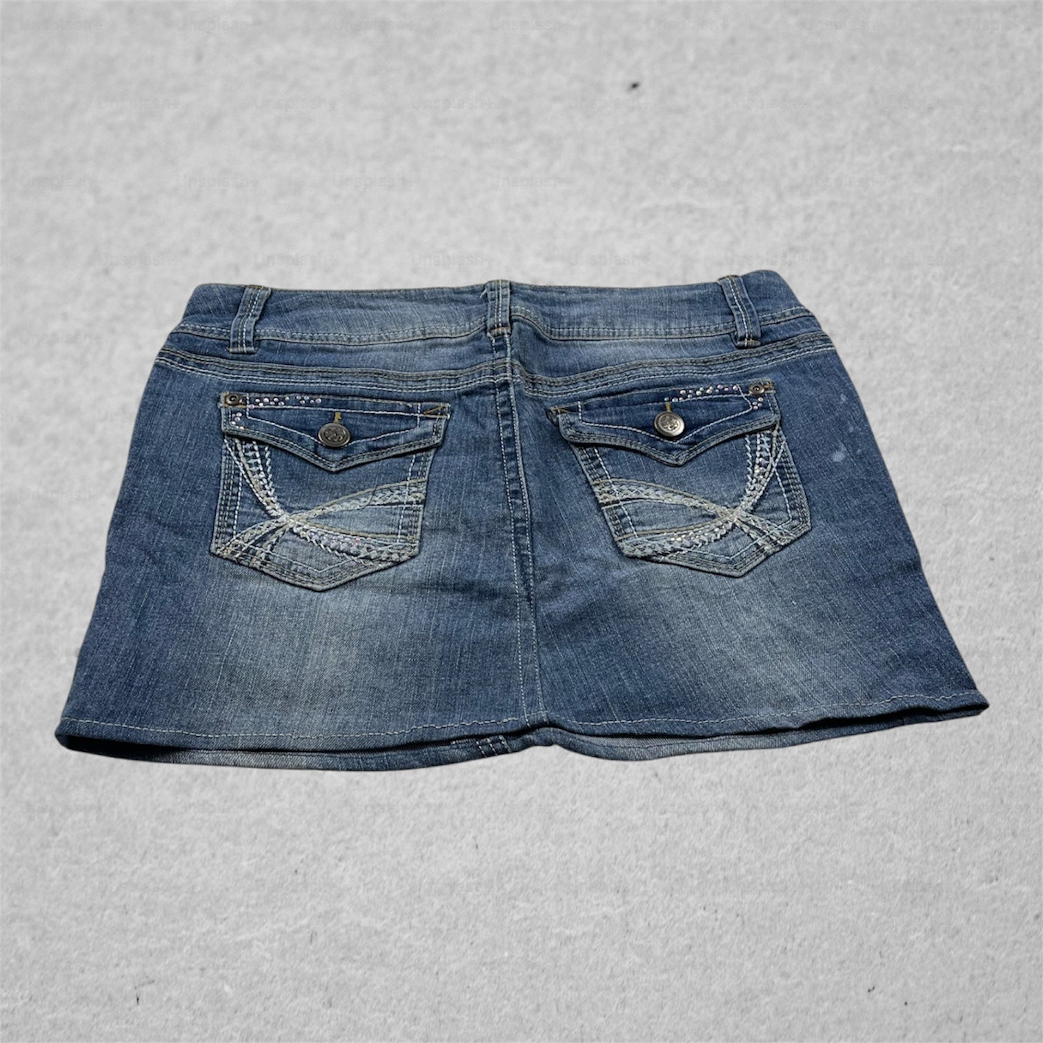 Y2K Vintage Rock (M/L)
