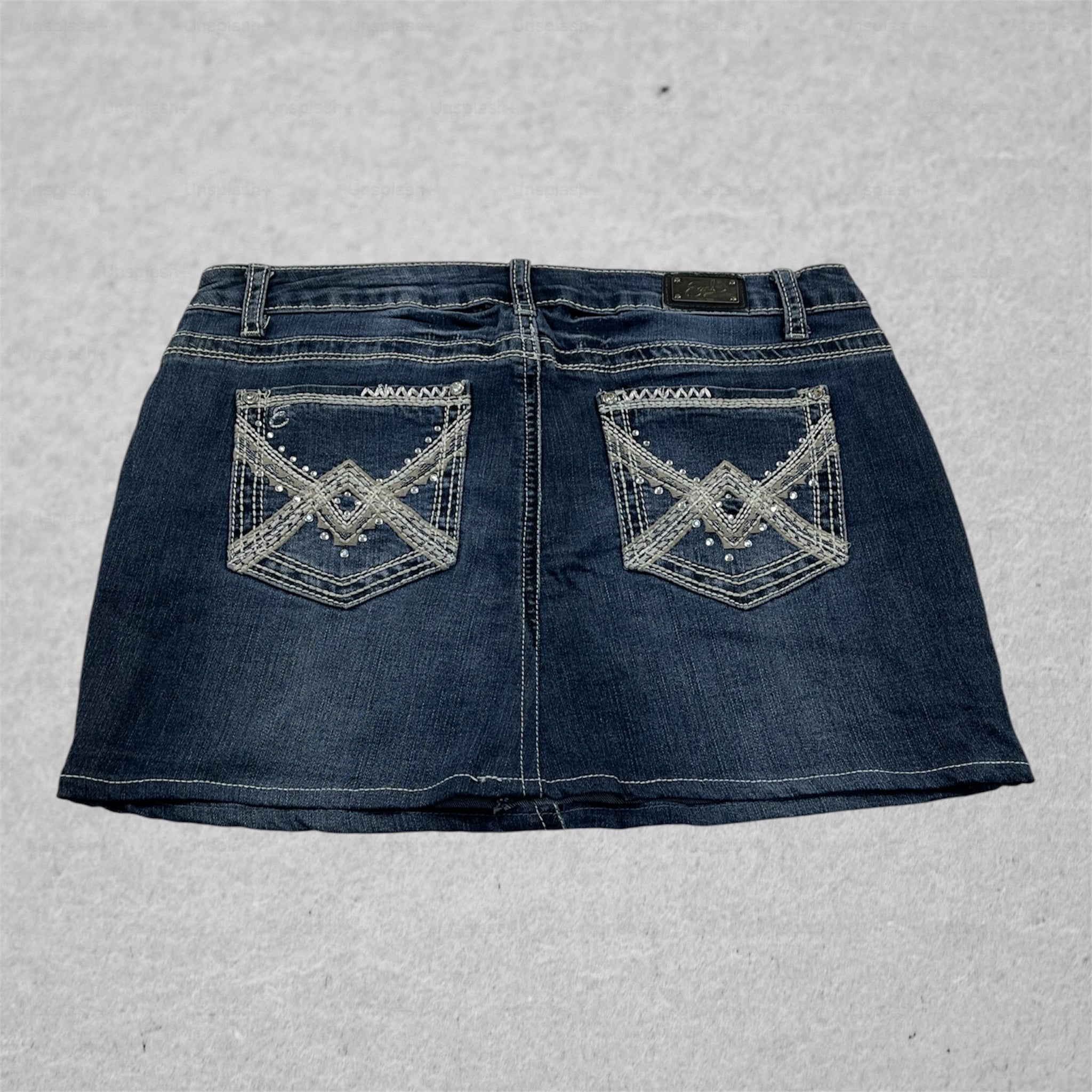 Y2K Vintage Rock (S/M)
